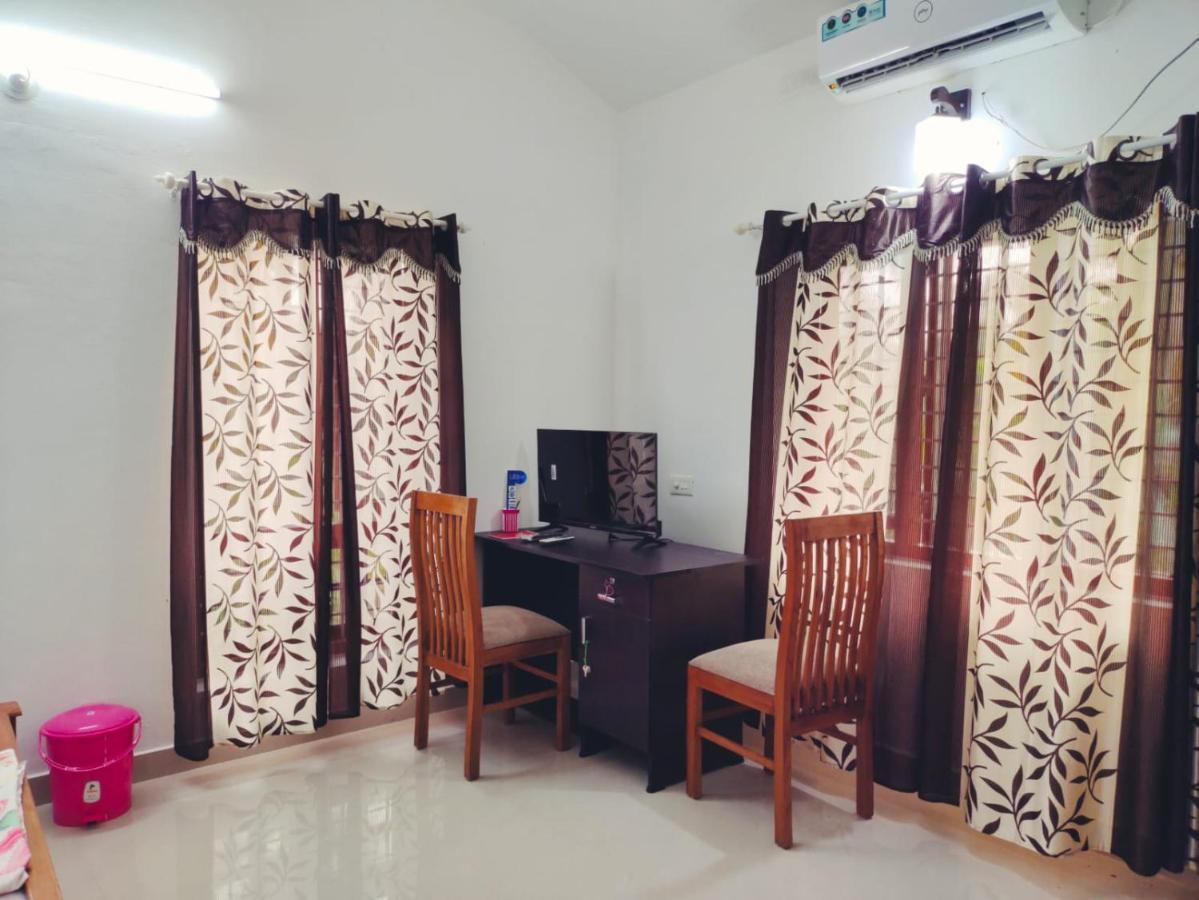 White Sands Homestay Turavūr Exterior foto